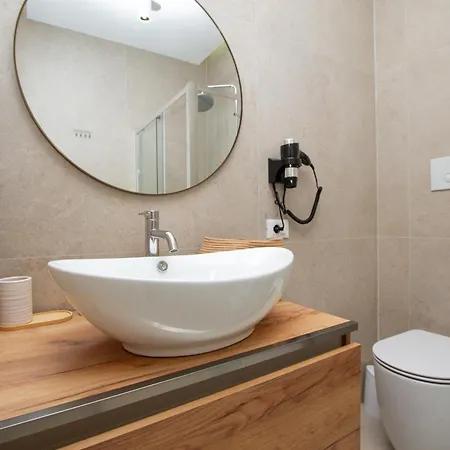 Domus Fysi Guest house